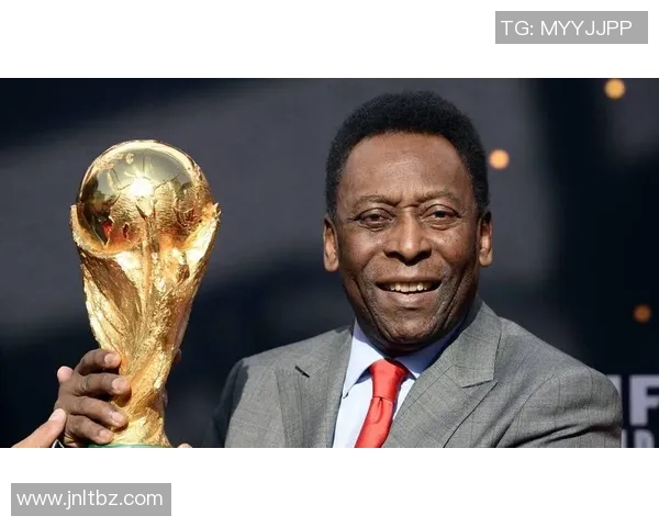 全球足球巨星风采图文集锦 展现不同时代的传奇瞬间与精彩进球 全球足球巨星风采图文集锦 展现不同时代的传奇瞬间与精彩进球